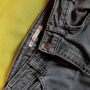 LEVIS 721 VINTAGE HIGH RISE SKINNY SIZE 23